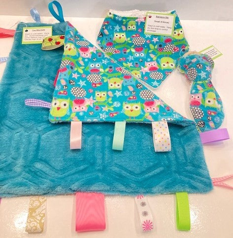 3 piece Tag Blanket, Bandana & Teether - Owl print